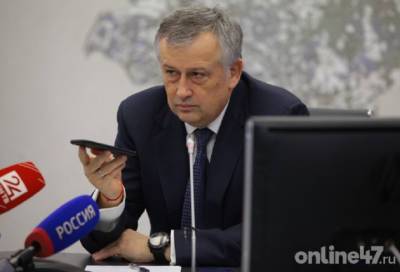 Александр Дрозденко - Валентин Илюшин - В Ленобласти проиндексируют зарплату социальных работников - online47.ru - Ленинградская обл.
