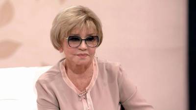 Владимир Меньшов - Вера Алентова - Юлий Меньшов - Впервые после смерти мужа и ковида: когда Вера Алентова выйдет на сцену - vesti.ru