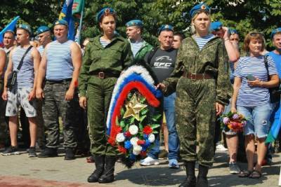 Памятное мероприятие в честь дня ВДВ прошло в Серпухове - serp.mk.ru