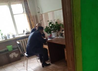 Ухтинцы пожаловались на проходной двор в общежитии после открытия юрклиники для иностранцев - bnkomi.ru - Ухты