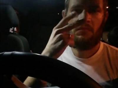 «Я тебя сейчас уничтожу!»: в Саратовской области неадекватная пассажирка избила таксиста-инвалида - bloknot.ru - Саратовская обл. - Саратов