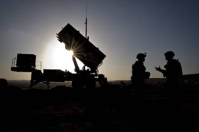 Сирийские ПВО отразили израильскую ракетную атаку над Дамаском - vm.ru - США - Сирия - Дамаск - Израиль - Сана - Ливан