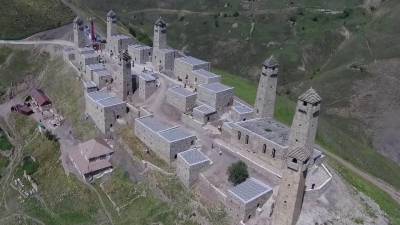 В Чечне открылся уникальный исторический комплекс — восстановленная крепость XIII века - 1tv.ru - респ. Чечня