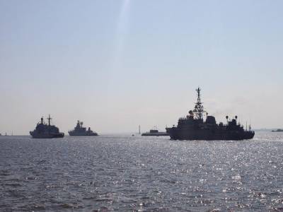 Российские военные корабли не пустили в порт Испании - rusjev.net - Россия - Англия - респ. Алтай - Испания - Гибралтар - Мадрид