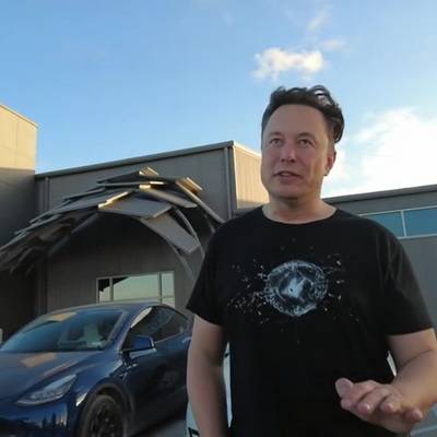 Илон Маск - Tesla анонсировала появление в 2022 году робота-гуманоида - radiomayak.ru