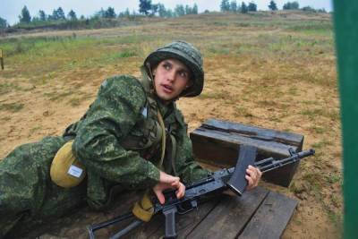 Первокурсники военного факультета ГрГУ имени Янки Купалы постигают азы военной службы на полигоне - grodnonews.by - Белоруссия