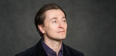 Сергей Безруков - Алла Пугачева - Никита Пресняков - Сергей Безруков рассказал о работе с Никитой Пресняковым на сцене Губернского театра - runews24.ru - Москва