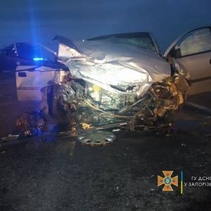 Сгорели заживо: в ДТП на запорожской трассе погибли пять человек, из них трое детей. Фото. Видео - reporter-ua.com - Украина - Симферополь - Запорожская обл. - Харьков