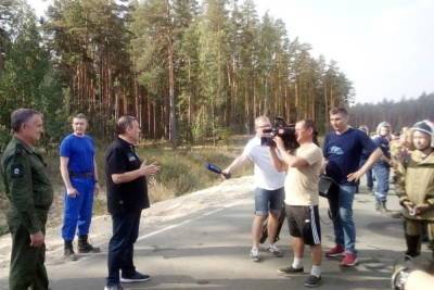 Александр Евстифеев - Глава Марий Эл пообщался с прибывшими на пожар волонтерами - mk.ru - Россия - респ. Марий Эл