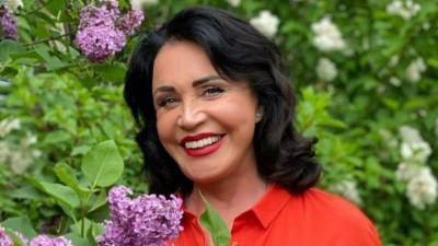 Надежда Бабкина - Бабкина рассказала, кто из внуков заменит ее на сцене: «Стопроцентный артист!» - 5-tv.ru - Россия
