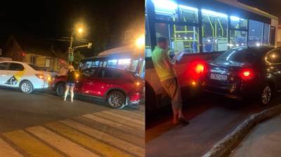 В Воронеже в двойном ДТП на перекрёстке столкнулись автобус и три легковушки - vestivrn.ru - Воронеж