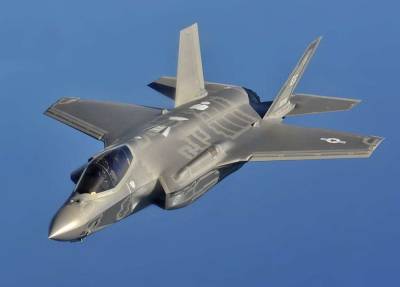 QQT: Новейшие палубные F-35C на авианосце «Карл Винсон» вызывают смех - actualnews.org - Россия - Китай - США