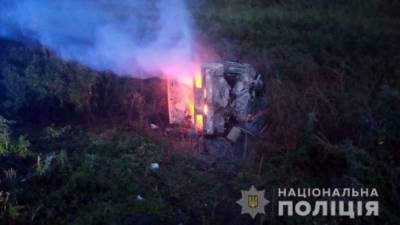 В ДТП на Запорожье погибли 5 человек, в том числе – трое детей - for-ua.com - Украина - Симферополь - Запорожская обл. - Харьков - Запорожье