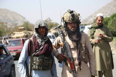 В США назвали последствия массового захвата талибами американского оружия - lenta.ru - Россия - США - Афганистан - county Black Hawk