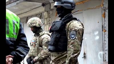 Новосибирские полицейские задержали двух наркоторговцев с 86 граммами синтетики - runews24.ru - Новосибирск