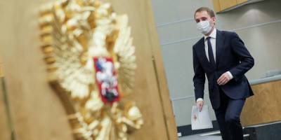 Александр Козлов - Минприроды предложило запретить в России 28 видов одноразовых товаров - ruposters.ru - Россия - Экология