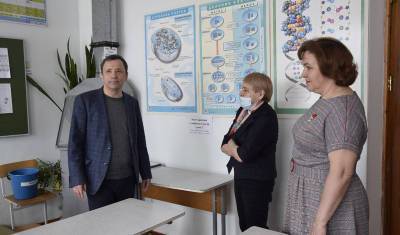 Анна Кузнецова - Сергей Кравцов - «Единая Россия»: 1 сентября все дети отправятся в школу в очном формате - mkset.ru - Россия