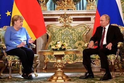 Владимир Путин - Ангела Меркель - Путин попросил Меркель повлиять на Киев для выполнения всех обязательств по Донбассу - kp.ua - Россия - Украина - Киев - Германия