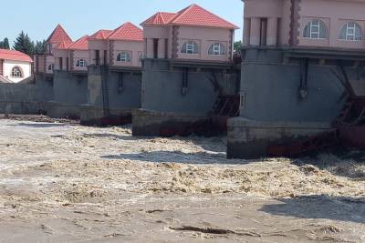 Владимир Владимиров - На Ставрополье из-за ливней возникли перебои с водоснабжением - etokavkaz.ru - Ставрополье
