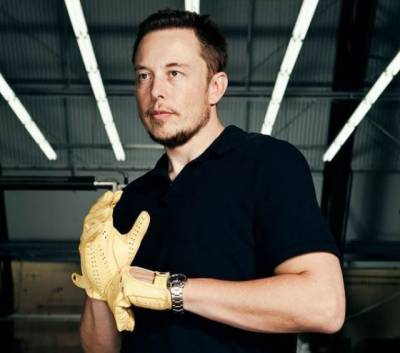 Илон Маск - Илон Маск: Tesla в 2022 году представит прототип антропоморфного робота - gazeta.a42.ru