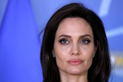 Анджелина Джоли - Джоли cоздала страницу в Instagram для поддержки афганцев - lenta.ru - США - Афганистан
