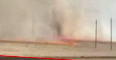 В Башкирии по полям кружился ужасающий огненный смерч - lenta.ua - Россия - Украина - Башкирия - Симферополь - Новосибирск - Адлер