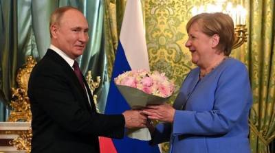 Владимир Путин - Ангела Меркель - Путин потребовал от Меркель «надавить» на Киев по Донбассу - ru.slovoidilo.ua - Россия - Украина - Киев - Крым - Германия