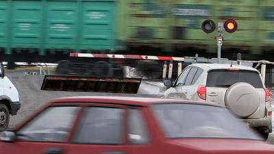Ford - Два человека погибли в ДТП с грузовым поездом в Башкирии - iz.ru - Россия - Башкирия - Израиль - район Гафурийский