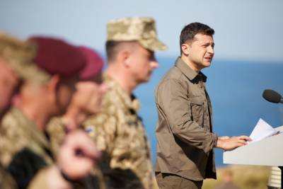 Владимир Зеленский - Немцы сравнили Украину с Афганистаном и отсоветовали Зеленскому покупать оружие - mk.ru - Россия - Украина - Киев - Турция - Германия - Берлин - Афганистан