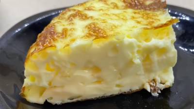 Пышный омлет с манкой и сметаной: рецепт сытного и нежного завтрака для всей семьи за 10 минут - ukrainianwall.com - Украина