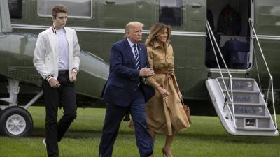 Дональд Трамп - Мелания Трамп - Мелания и Дональд Трамп определились со школой для сына Бэррона во Флориде - skuke.net - США - Нью-Йорк - шт.Флорида - Нью-Йорк - Новости