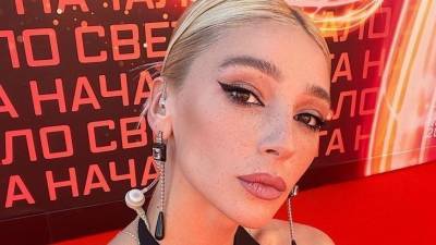 Анастасия Ивлеева - Ивлеева вызывала скорую после заявления про «15 сантиметров»: «Чуть не стоило жизни» - 5-tv.ru