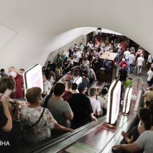 В Киеве в День независимости метро и транспорт будут работать на два часа дольше - reporter-ua.com - Киев