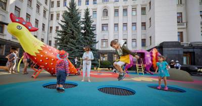 В Киеве на Банковой открыли уникальную арт-площадку для детей (ФОТО) - dsnews.ua - Россия - Украина - Киев