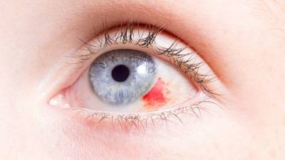 Офтальмолог рассказал, из-за каких травм ребенок может потерять зрение - 5-tv.ru