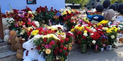 Дядя убитой в Тюмени девочки умер возле стихийного мемориала в результате несчастного случая - runews24.ru - Тюмень