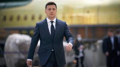 Владимир Зеленский - Сергей Аксенов - Елена Зеленская - Глава Крыма похвалил Зеленского за своевременные платежи за квартиру - vm.ru - Россия - Украина - Крым