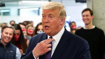 Дональд Трамп - Джо Байден - Трамп обвинил Байдена в преклонении колен перед талибами - iz.ru - Россия - США - Израиль - Афганистан - штат Алабама