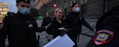 Почти всех журналистов, задержанных за акции против давления на независимые СМИ, отпустили - runews24.ru - Москва - Россия