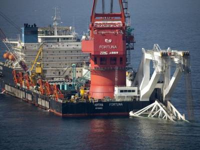 Строящее газопровод "Северный поток – 2" российское судно покинуло экономическую зону Дании - gordonua.com - Россия - США - Украина - Германия - Дания - Судно