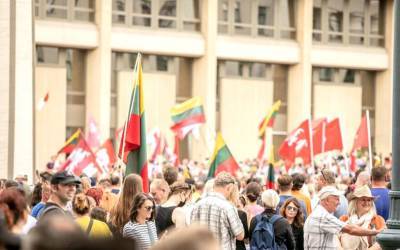 Арестованы девять протестовавших, сотни ждут штрафы - obzor.lt - Вильнюс