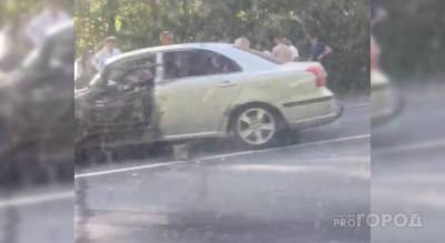 В Чувашии четыре машины попали в аварию: "Водителя на скорой увезли, а пассажира доставали и не могли - зажало его" - pg21.ru - респ. Чувашия - Цивильск