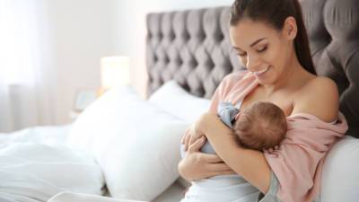 Ученые нашли в материнском молоке сахара, которые могут заменить антибиотики - mir24.tv - США