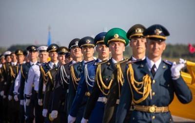 Владимир Зеленский - Украина должна показать свои военно-технические достижения - Зеленский - korrespondent.net - Украина