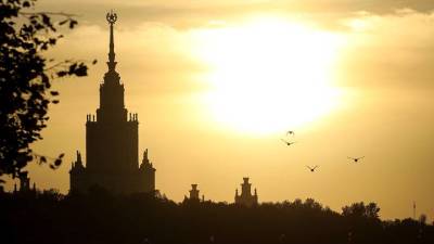 Роман Вильфанд - В Гидрометцентре рассказали о последнем всплеске летнего тепла в Москве - vm.ru - Москва