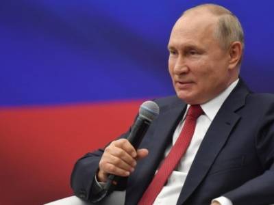 Владимир Путин - Владимир Путин призвал выплатить пенсионерам по десять тысяч рублей - u24.ru - Россия