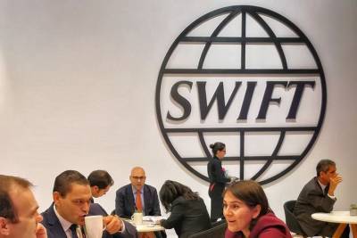 Дмитрий Биричевский - В МИД оценили угрозу отключения России от системы SWIFT - vm.ru - Россия - county Swift