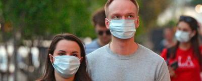В Омской области с начала пандемии нарушителей ограничений оштрафовали на 21,5 млн рублей - runews24.ru - Омская обл.
