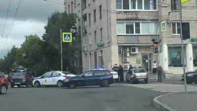 Расстроенный банкоматом петербуржец взялся за нож - dp.ru - Санкт-Петербург