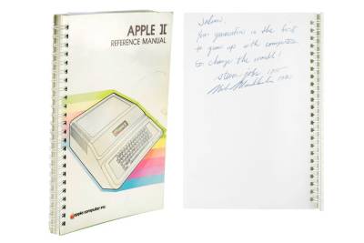 Стив Джобс - Инструкцию по эксплуатации компьютера Apple II, подписанную Стивом Джобсом, продали на аукционе за $787,483 - itc.ua - Украина - Англия